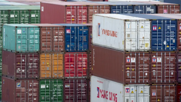 加拿大4月份贸易逆差缩小