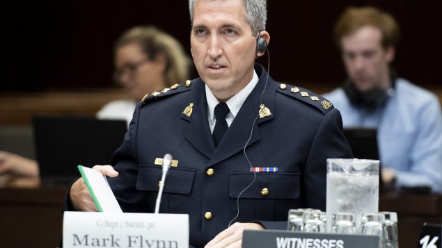 加鼎银行三百万用户信息被盗：安全委员会紧急会议银行亡羊补牢