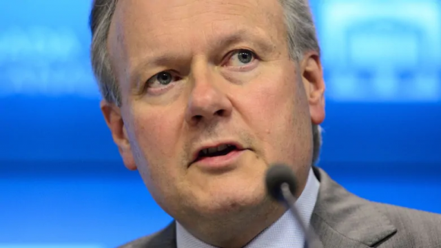 加拿大央行维持利率1.75%不变 但10月要降息