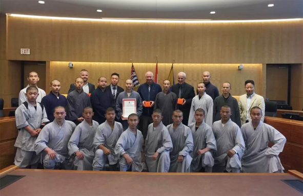 少林代表团拜访本拿比市政府、温哥华市警察局和华人社团联席会