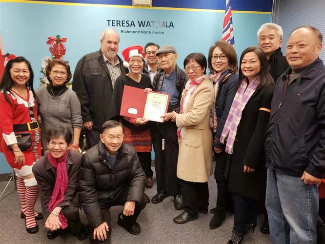 省議員屈潔冰選區辦公室舉辦節日開放日