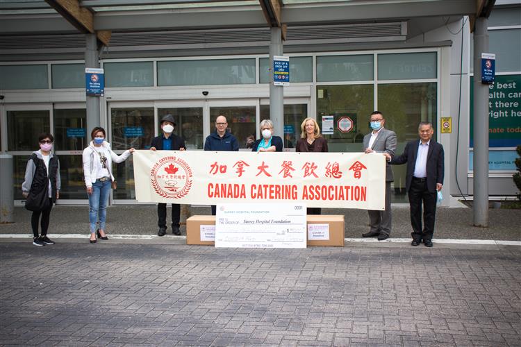 加拿大餐饮总会购买防护面罩捐赠予四間医院