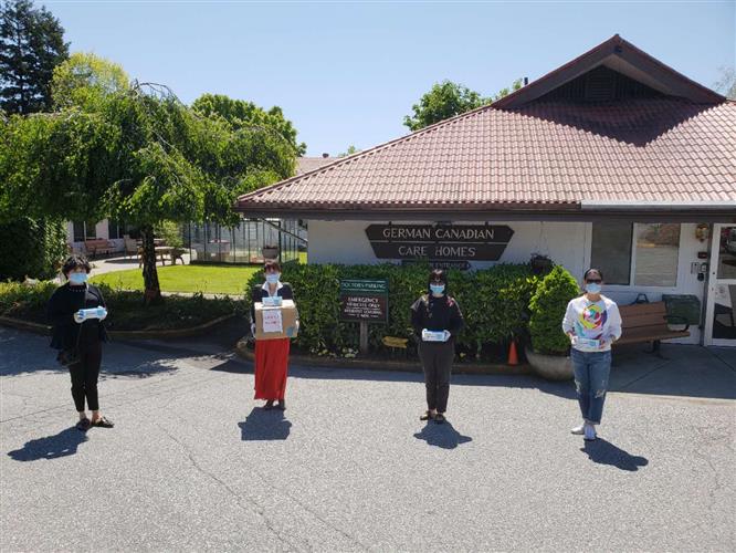 省議員屈潔冰再聯同華裔社團向安老院贈口罩