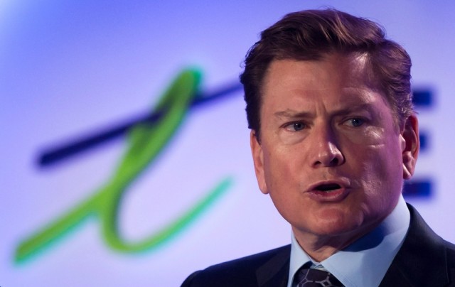 TELUS行政总裁个人捐款10万