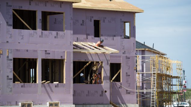 加拿大房贷和住房公司呼吁收紧房贷标准