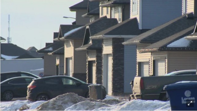 加拿大房市红火！销售55万多套价格创历史纪录