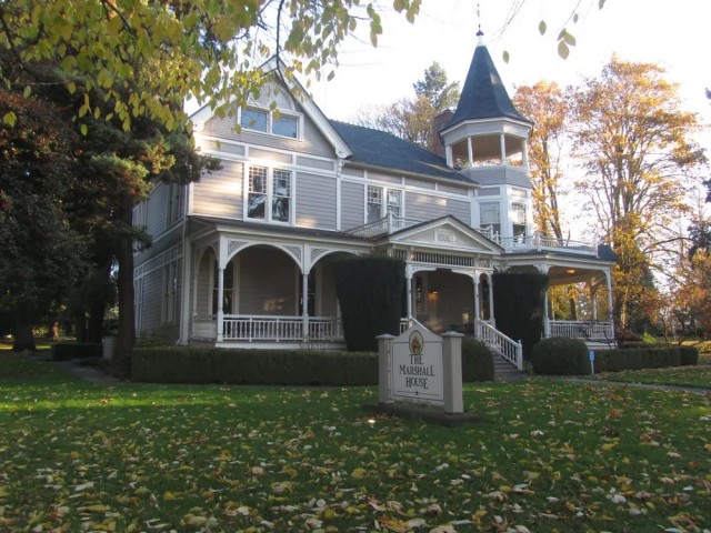 温哥华多少年房子才算老? 房屋使用寿命大全