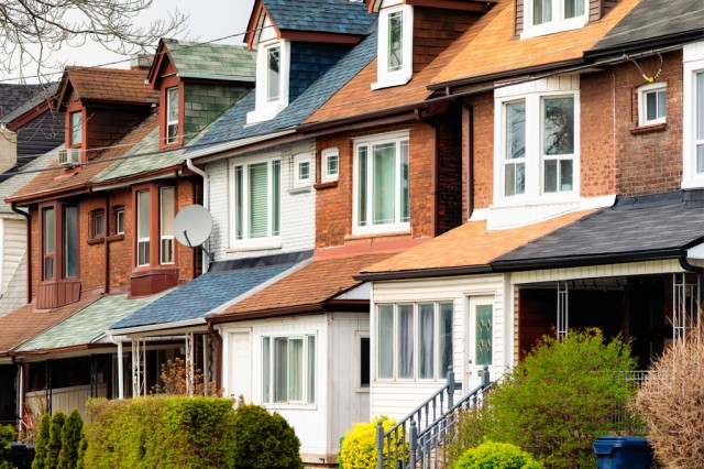 9月多伦多房价月增1.8% 近郊领涨公寓飙破74万