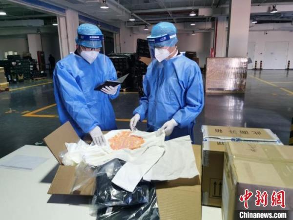 北京海关今年已截获17批次不合格进口服装