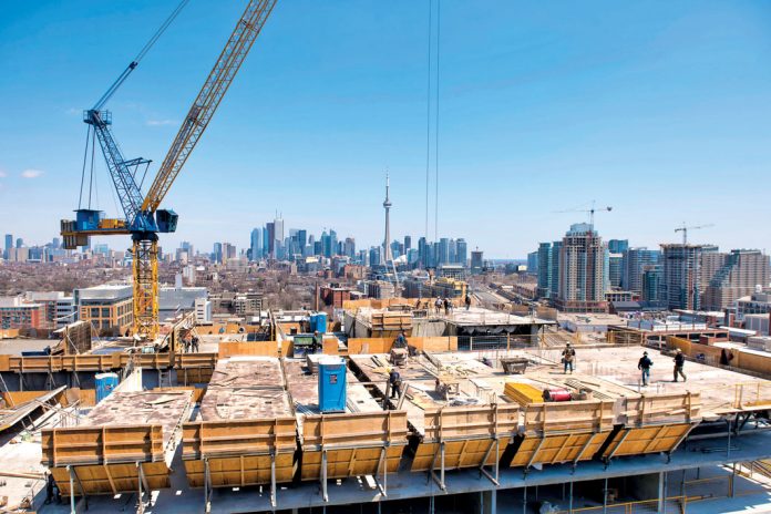 加拿大全国新屋动工量下跌 只有多伦多逆市增长