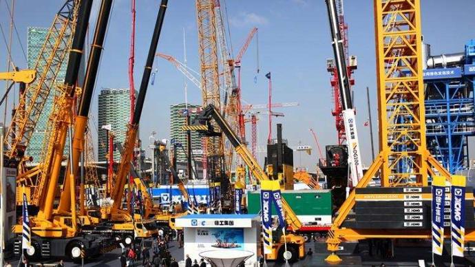 挖机销量连降：工程机械龙头一季度业绩承压，6家净利负增长