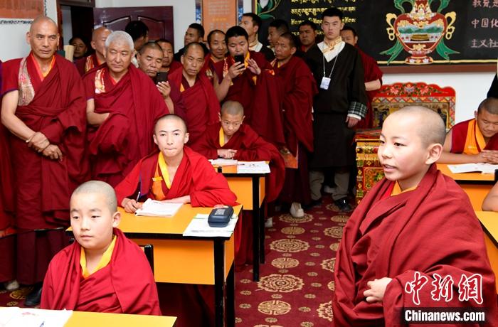 点击进入下一页