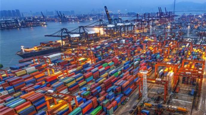 从一箱难求到打折卖箱子，集运业“超旺季”行情落幕？