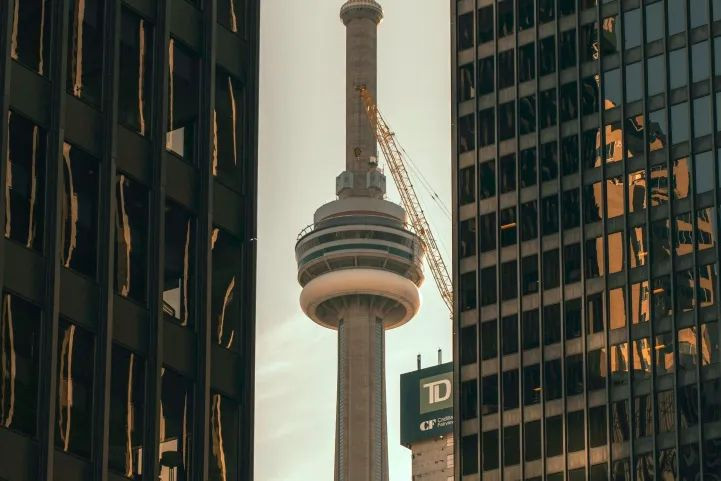 快看看你的账户！安省房贷平均月供涨至$4700！