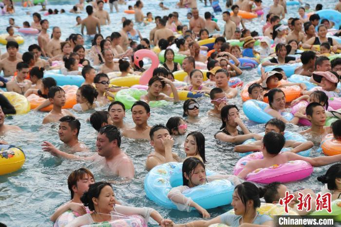 中国酷热难耐，谁是“消暑王者”？