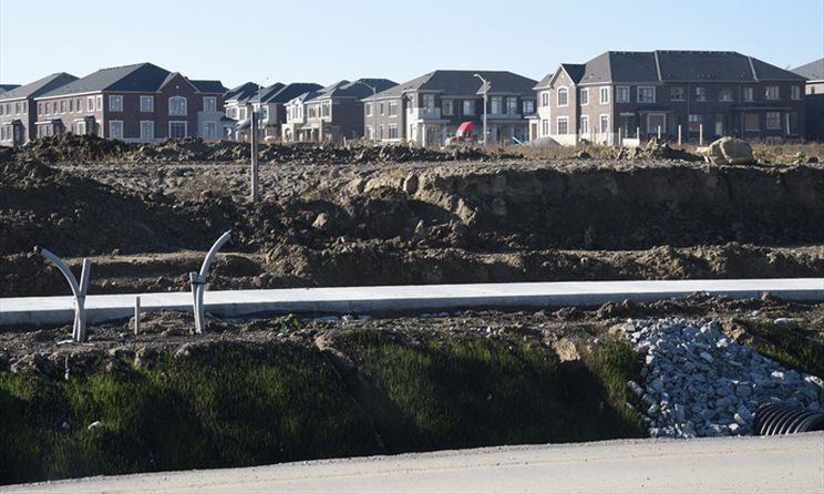 列治文山市长抱怨安省住房改革肥了开发商 纳税人遭殃