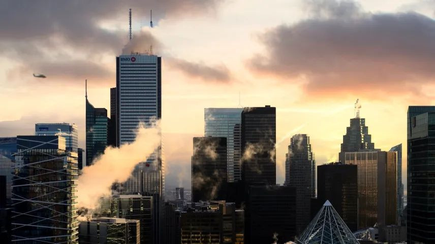 牛津经济预测加拿大房价才跌了一半 最坏回到2014年水平