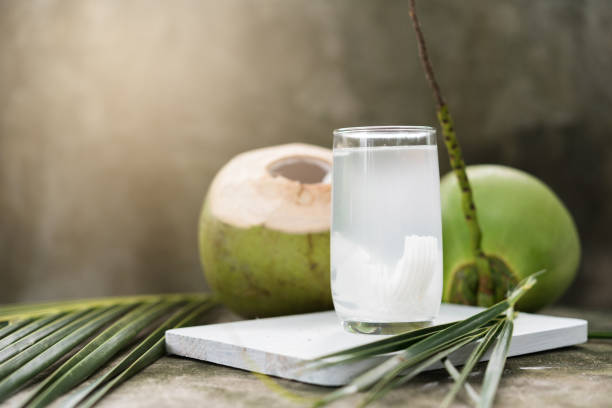 椰子水可以代替咖啡？营养师推荐6大天然提神饮品！