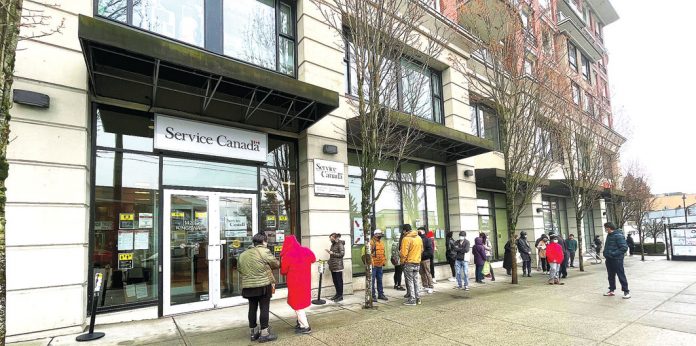 联邦称护照积压问题已解决 申请速度恢复疫前水平！