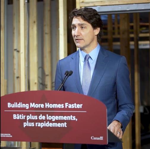 特鲁多：诋毁温哥华市长的声誉，诋毁我们民主机构的诚信，非常危险