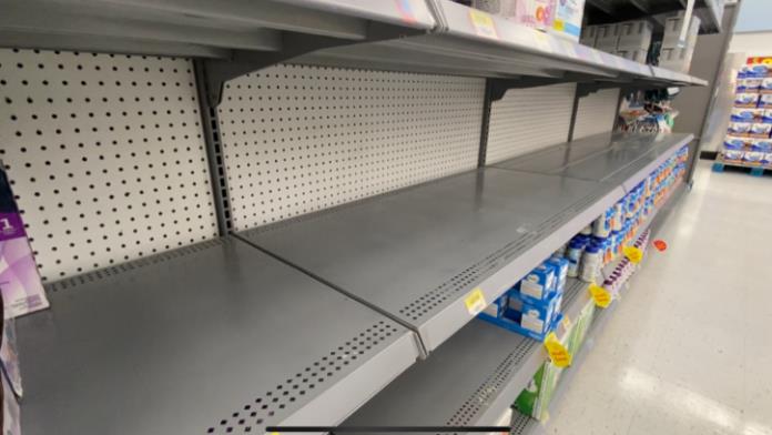 着急！加拿大商店货架又空了 有家长开车5小时四处求购！