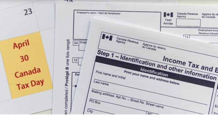 罢工第7天！两万人签请愿书盼CRA延长报税期限