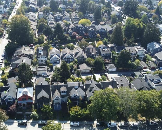 卑诗房销接连劲升 3月份飙10% 房源大降推高楼价