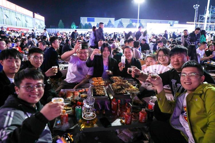 真诚待客 练好内功——“五一”旅游市场观察