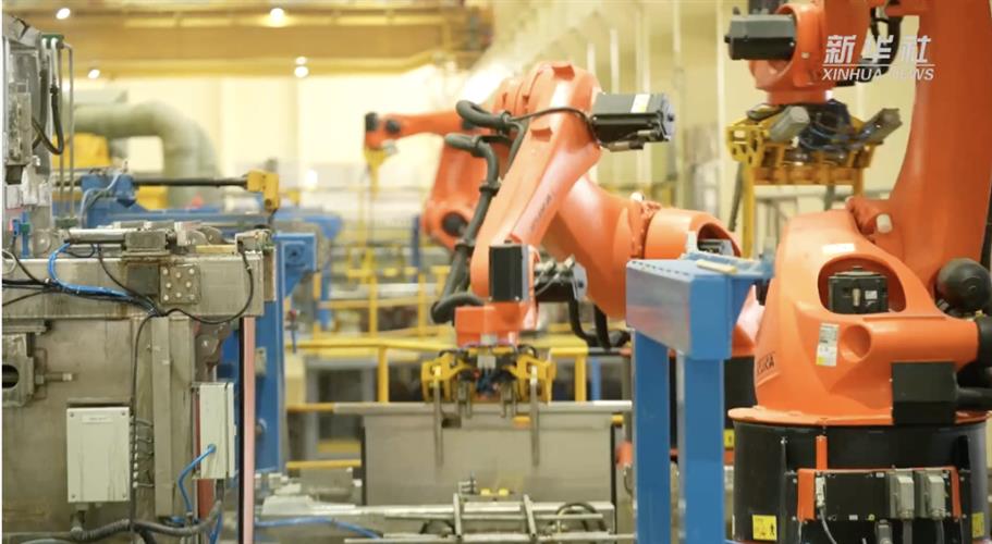 指尖操控 按“秒”炼铜——看这家智能工厂如何智慧冶炼