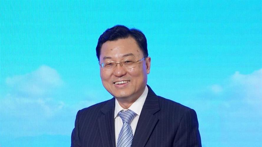 新任中国驻美大使谢锋抵美履新：为捍卫中国利益和增进中美交流合作而来