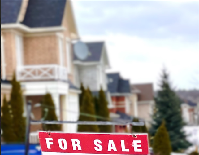 警告：加拿大家庭债务G7国家最高！更多人将欠房贷或破产