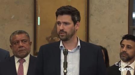 突发！加拿大宣布：持假入学通知书的大批留学生可以留下！