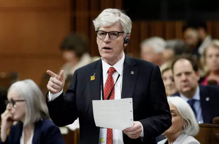 能源部长称将加速64亿元矿产开采项目 涉石墨、稀土等关键矿产