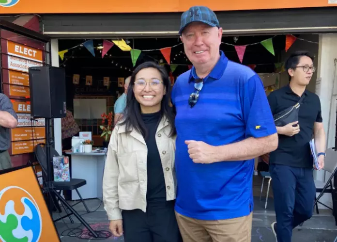 本拿比3市议员宣告10月不参选 包括上届最高票当选的谷园