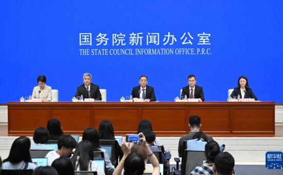 金融总量合理增长 信贷结构持续优化——透视中国上半年金融数据