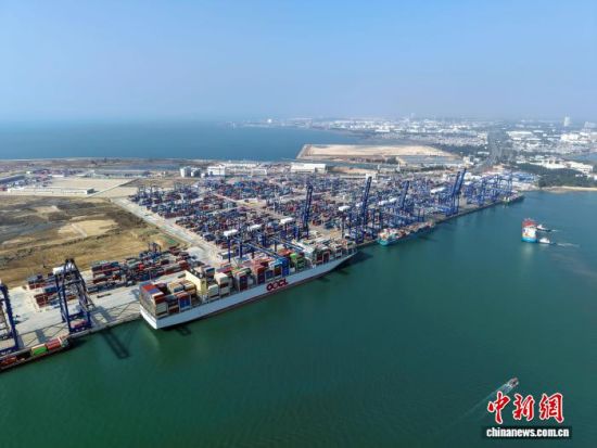海南封关满月看变化：“中国洋浦港”加速链接全球