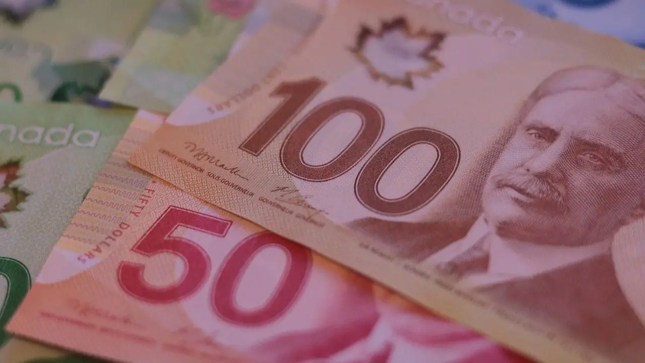 2026 年下半年这些福利金到账！加拿大家庭可领到近 $2,000