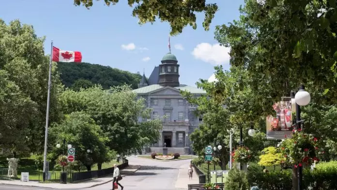 泰晤士世界大学排名震撼出炉！加拿大3所高校挺进全球50强