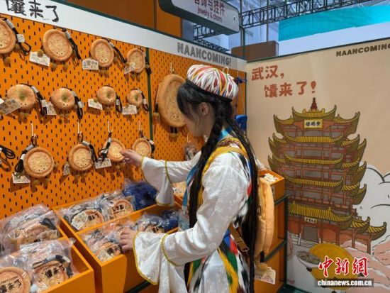 中国地域文创变“特产”：少点“土味”，多点趣味