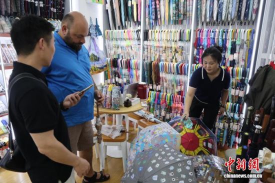 免签再扩圈 中外人员往来迎新利好