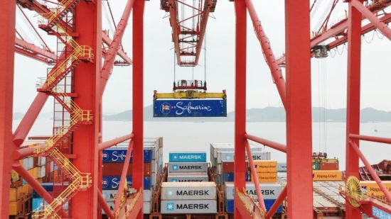 能源危机波及全球，中国储能成为稳定器