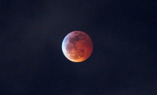 周四晚有「血月」月全食  加拿大全境均可看到但须掌握时间