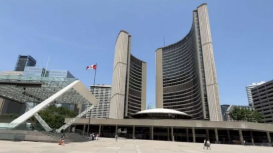 多伦多市议员拟加薪近25% 薪酬增至超17万