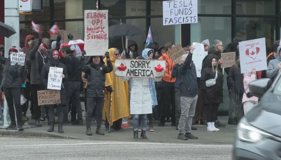 温哥华增派百多警员周末街上驻守 以应对反Tesla示威及其他活动