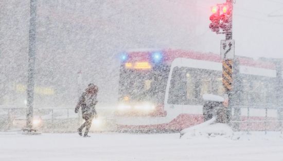 投入1.3亿改善扫雪工作？多伦多市府经理：没钱，也不应该花这钱