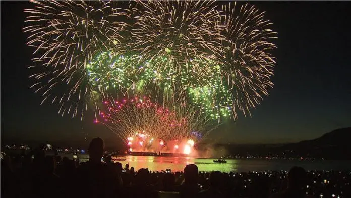 资金匮乏 温哥华烟火节黯然终止