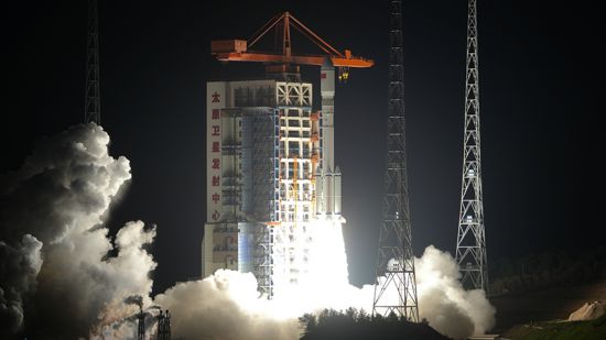 中国成功发射卫星互联网低轨卫星