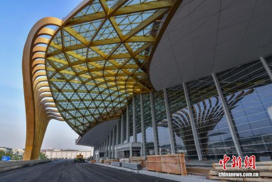 夏天不开空调开车真的能省油吗？