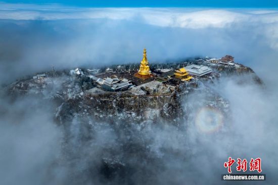 夏天不开空调开车真的能省油吗？