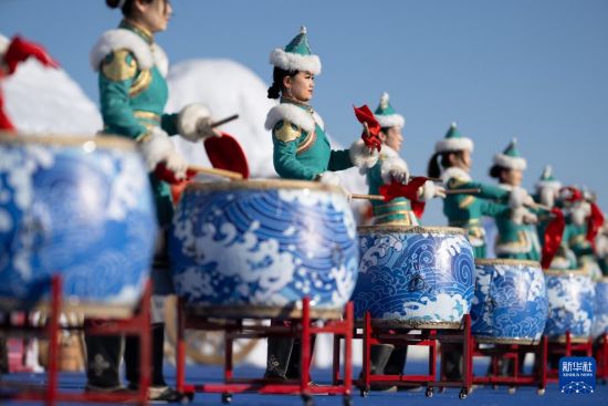 呼和浩特：冰雪搭台唱响文旅融合乐章